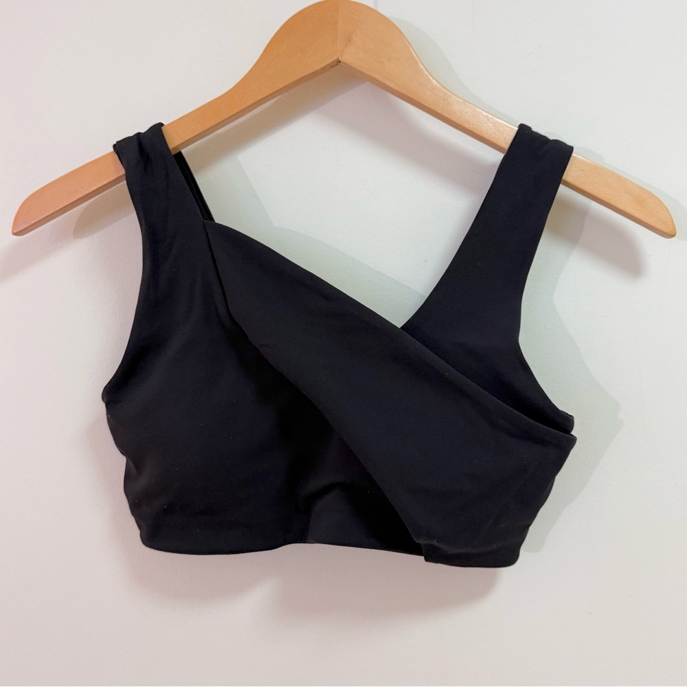 Lululemon Nulu Cross-Front Yoga Bra Light Support B/C Cup